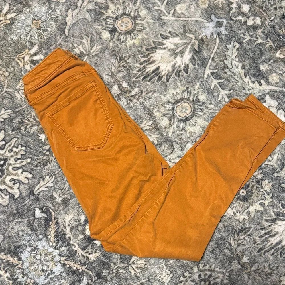 Old Navy Women’s Rockstar Super Skinny Pants